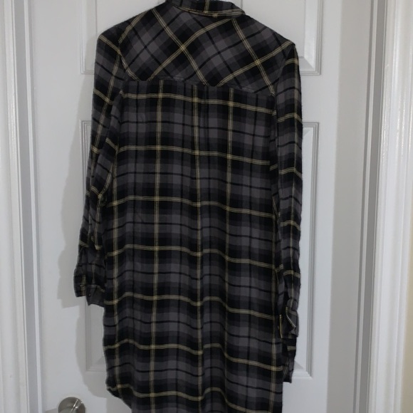 Long plaid shirt - Picture 2 of 4